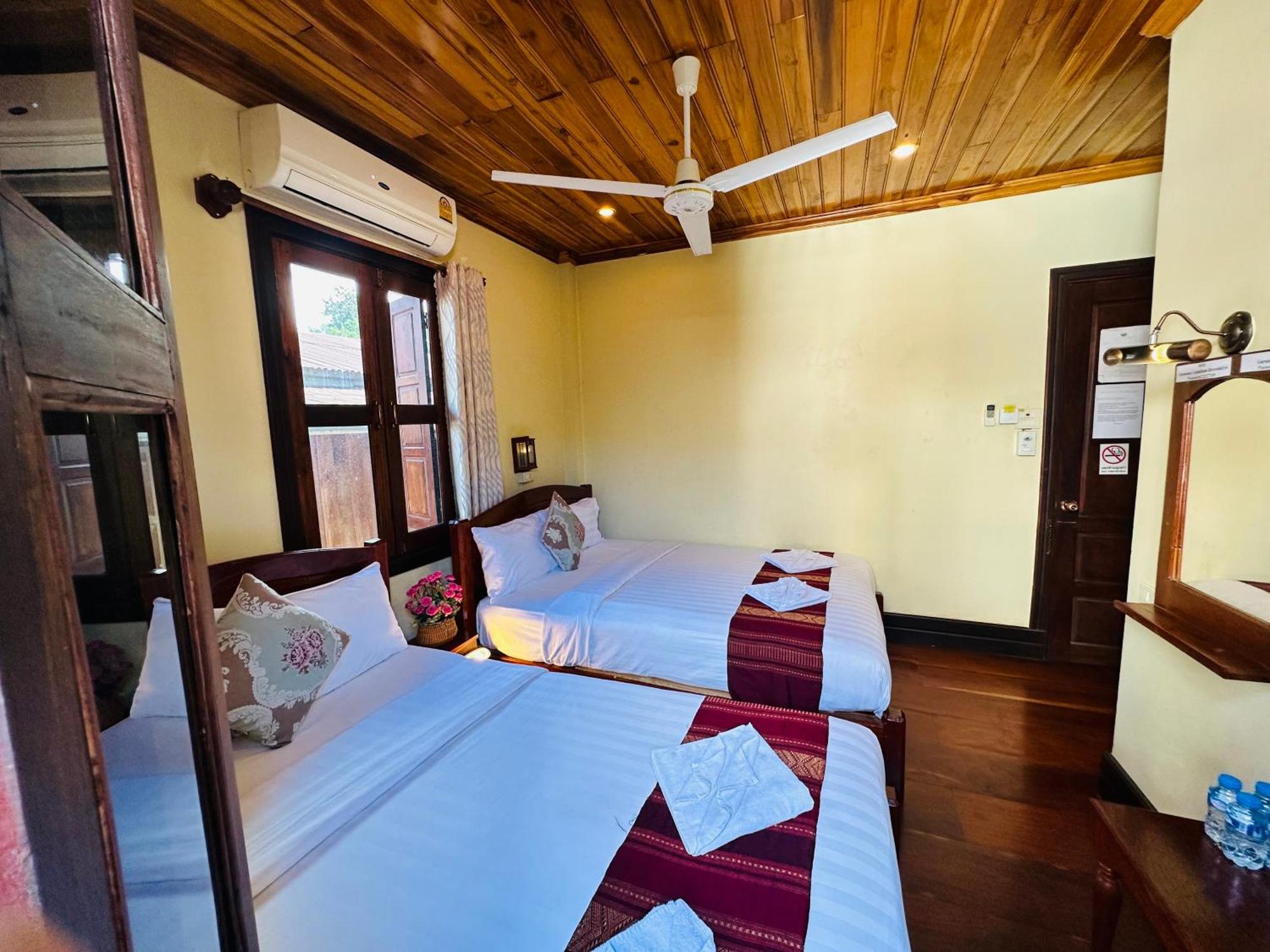 Anisa Mekong Riverside Villa Luang Prabang Esterno foto