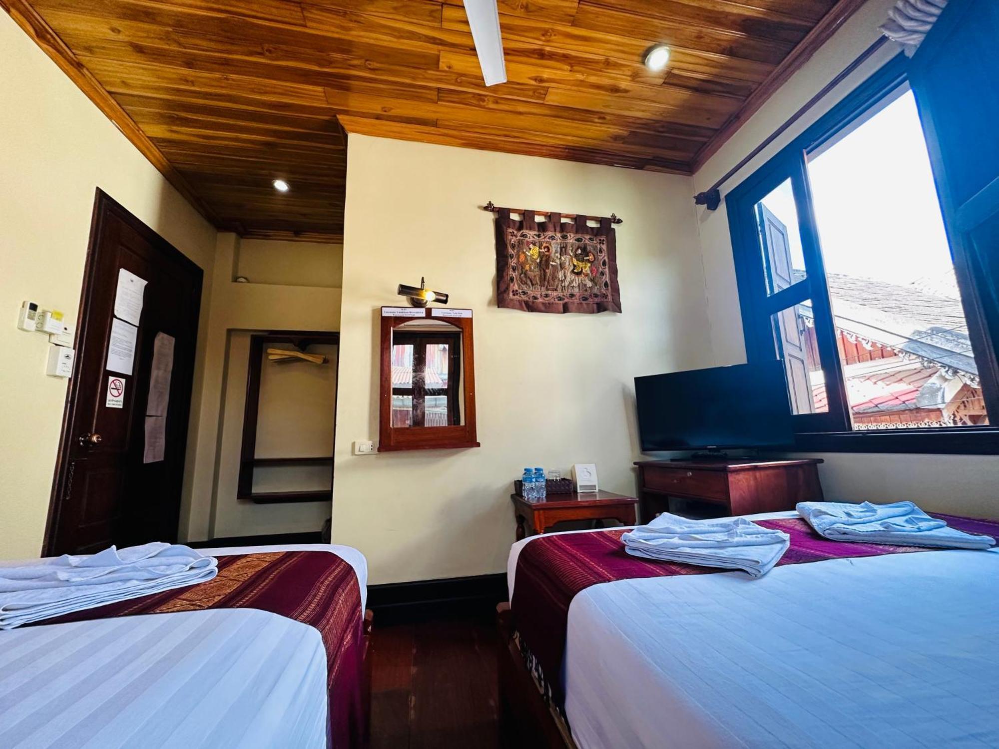 Anisa Mekong Riverside Villa Luang Prabang Esterno foto