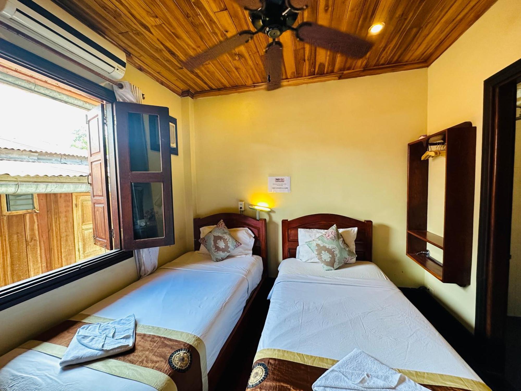 Anisa Mekong Riverside Villa Luang Prabang Esterno foto