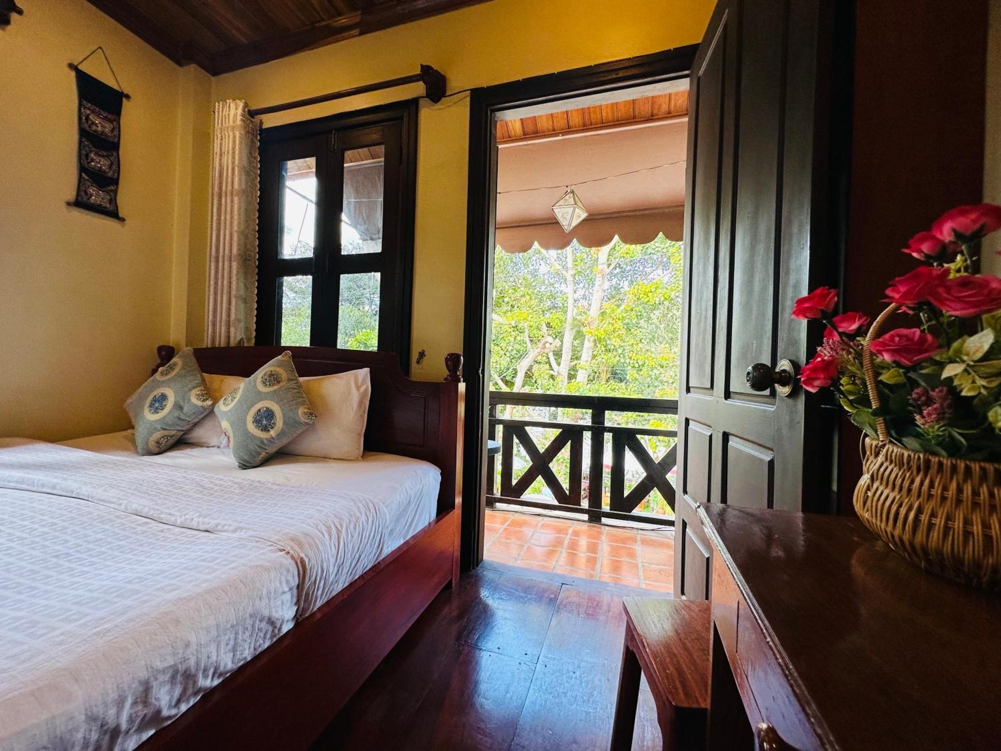 Anisa Mekong Riverside Villa Luang Prabang Esterno foto