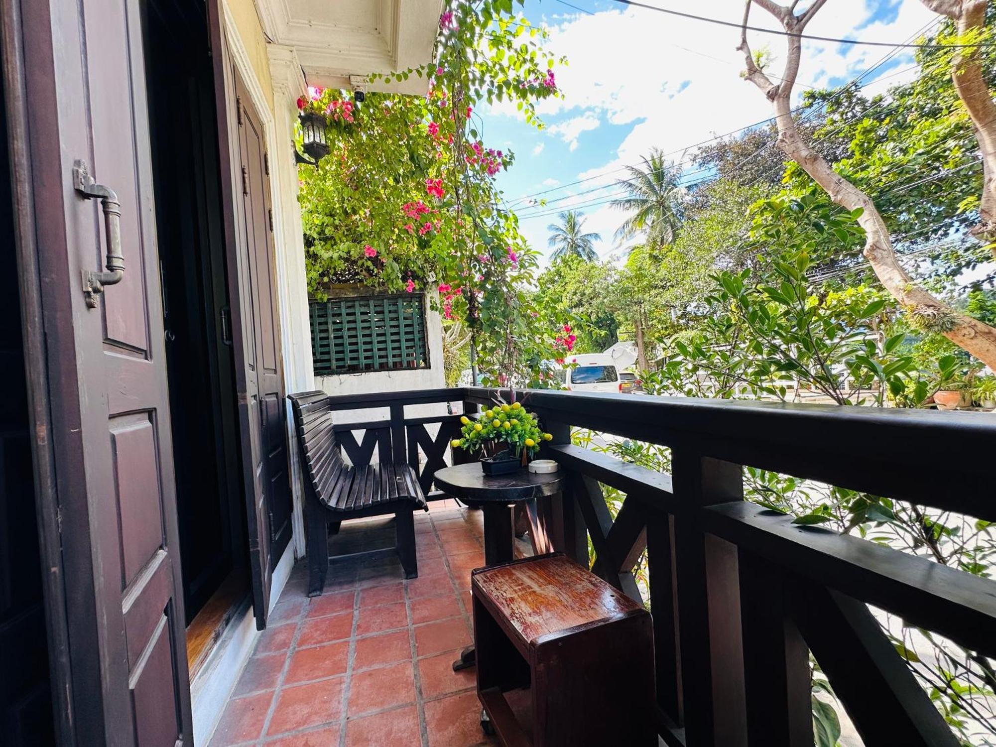 Anisa Mekong Riverside Villa Luang Prabang Esterno foto