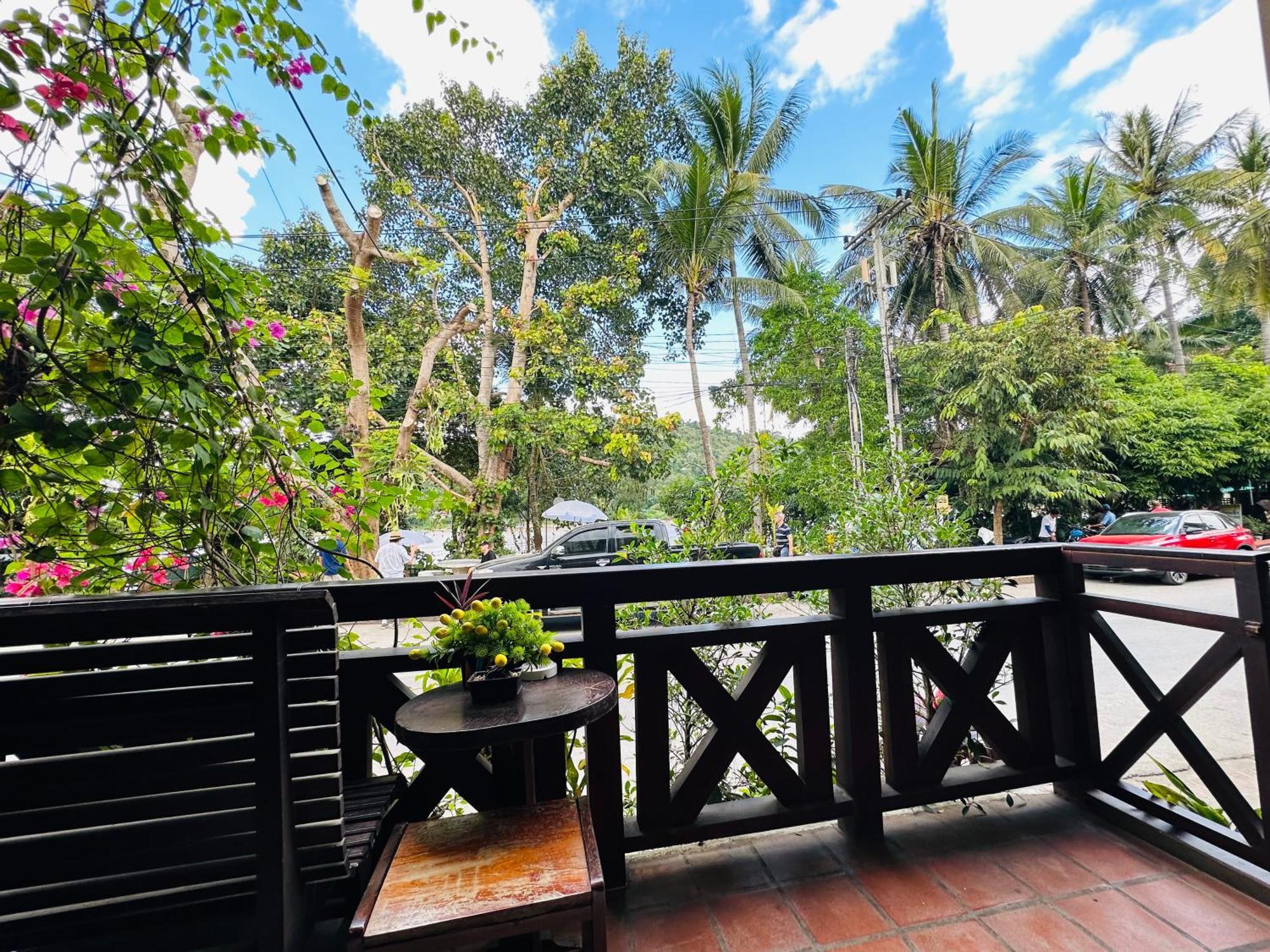 Anisa Mekong Riverside Villa Luang Prabang Esterno foto