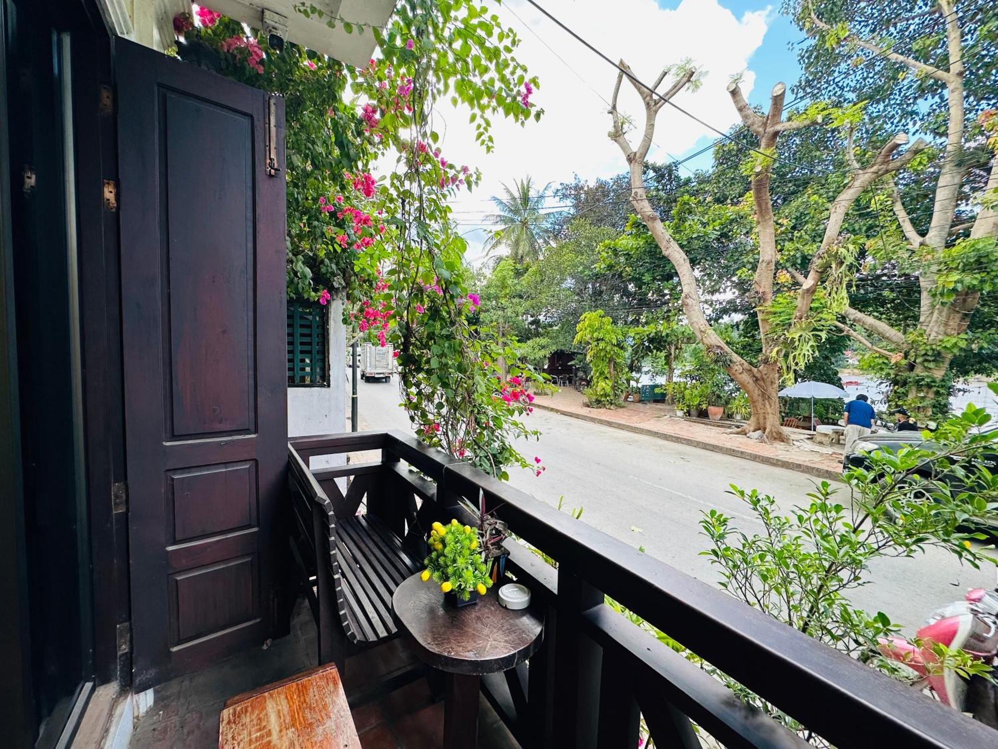 Anisa Mekong Riverside Villa Luang Prabang Esterno foto